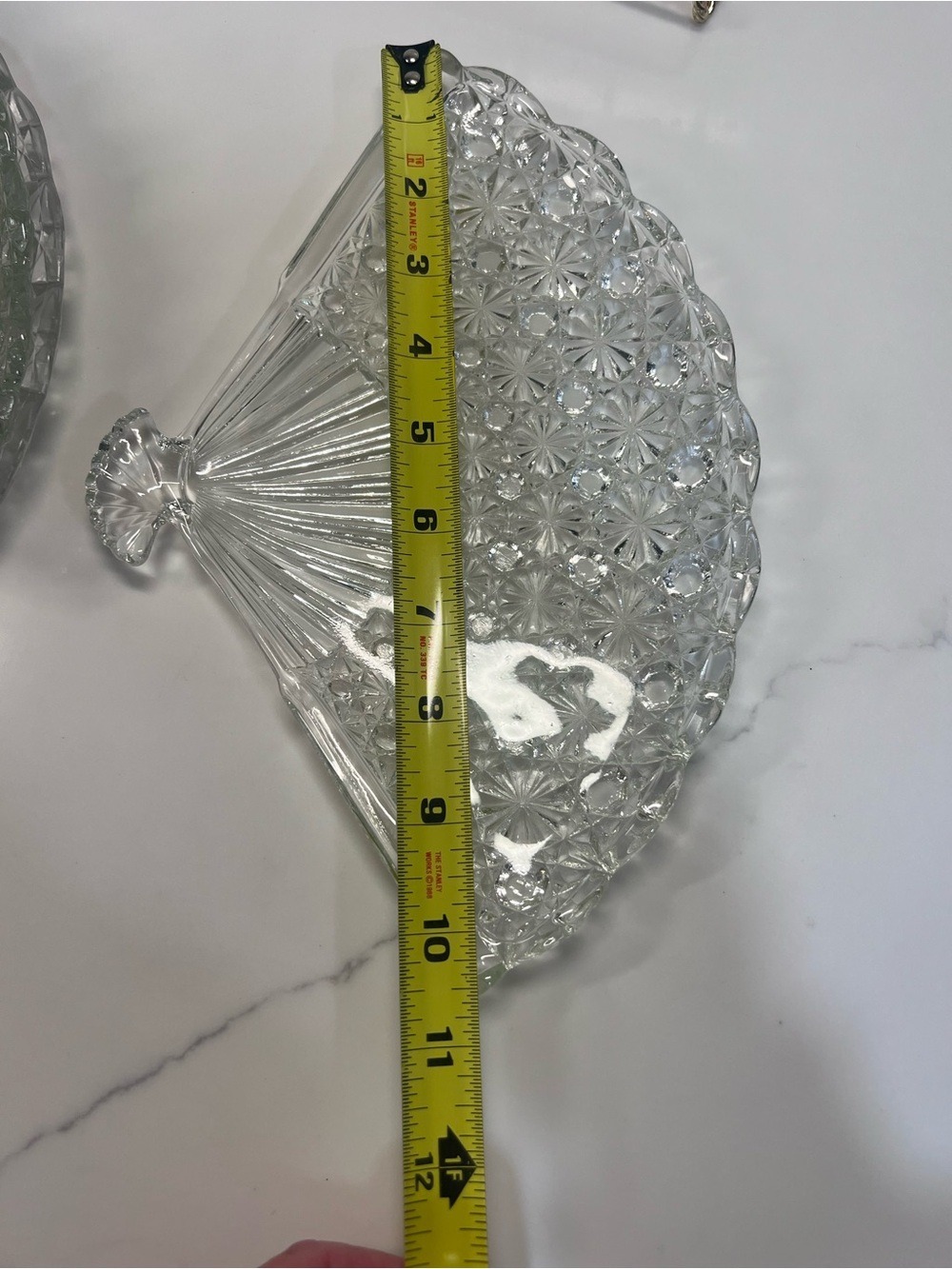 Vintage L G Wright Daisy and Button Clear Glass Fan Shaped Plate Set Of 6 - Picture 4 of 7